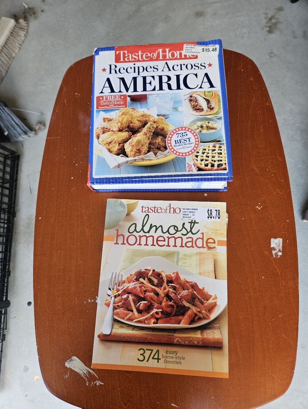 Taste of Home Bundle Of 2 Cookbooks